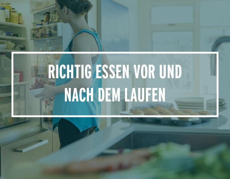 Eine sportliche Frau wählt gesunde Snacks aus dem Kühlschrank, um sich vor dem Laufen optimal zu ernähren.