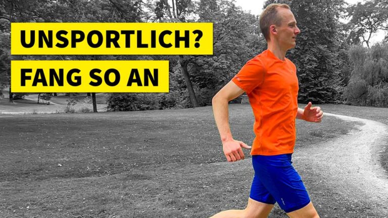 Ein motivierter Läufer in einem orangefarbenen Shirt joggt im Park und zeigt, dass Joggen ohne Kondition möglich ist.