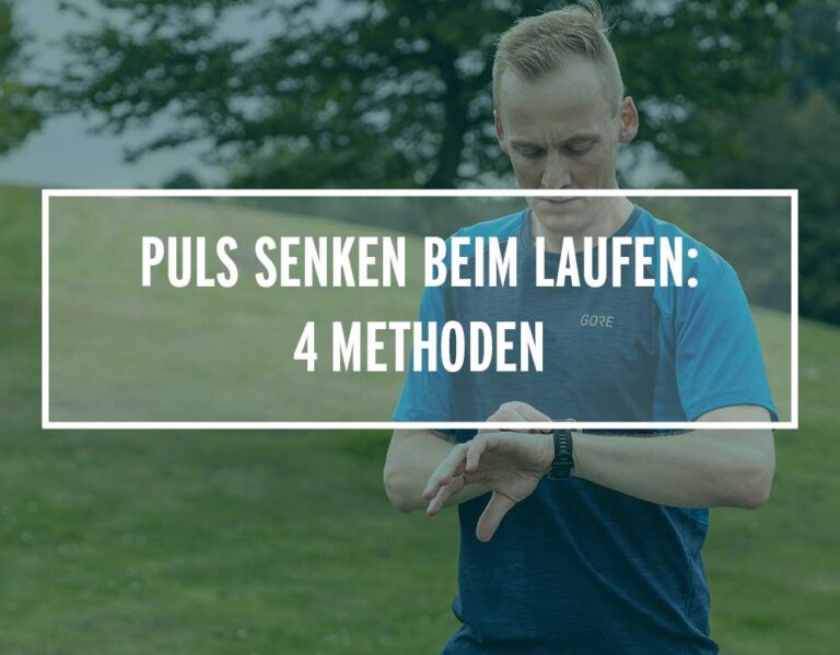 Läufer überprüft seine Pulsuhr im Freien, um den Puls beim Laufen zu senken und fit zu bleiben.