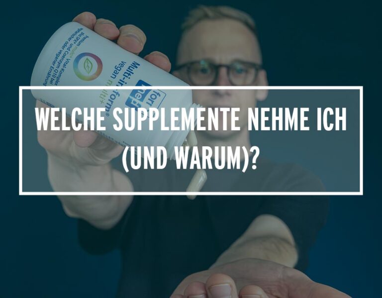 Ein Mann hält eine Dose mit Nahrungsergänzungsmitteln in die Kamera, passend zum Thema Automatischer Entwurf für eine gesunde Laufroutine.